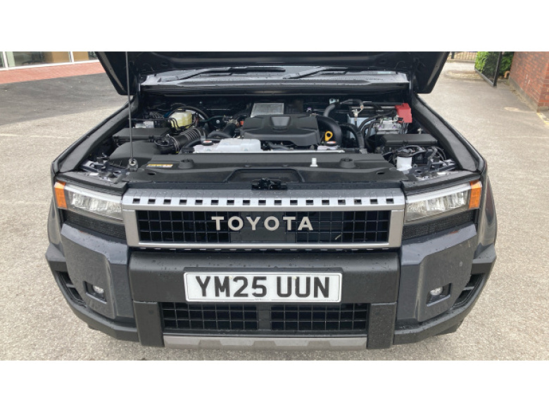 Toyota Land Cruiser Diesel 2.8D 205 Commercial Auto